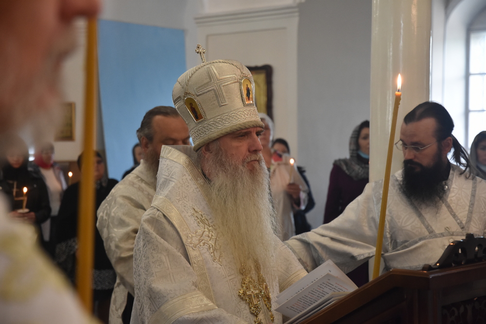 Литургия и отпевание 18 мая 2020 15