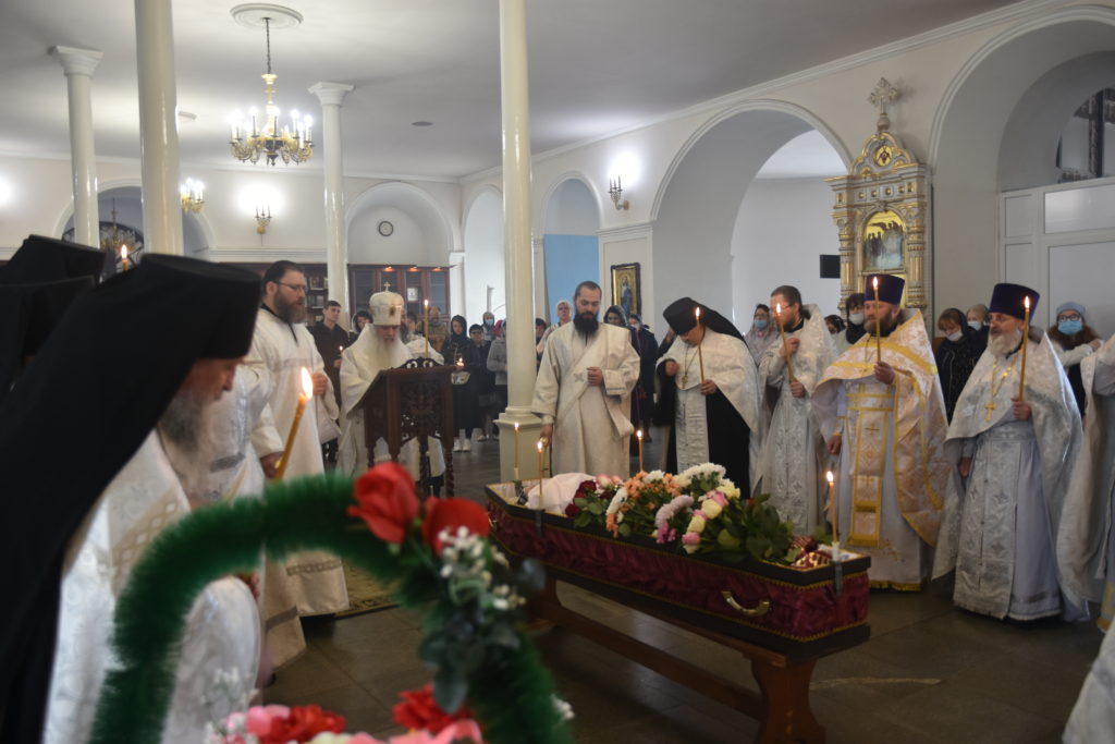 Литургия и отпевание 18 мая 2020 19 1024x683