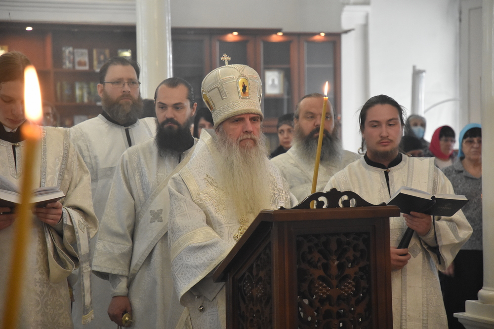 Литургия и отпевание 18 мая 2020 20